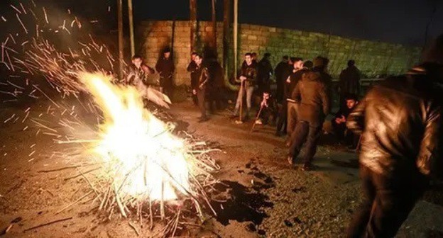 Protest rally in Nardaran, November 26, 2015. Photo by Aziz Karimov for the Caucasian Knot Protest rally in Nardaran, November 26, 2015. Photo by Aziz Karimov for the Caucasian Knot