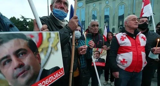 Participants of a protest rally demanding to free Mikhail Saakashvili, October 10, 2021. Photo: REUTERS/Irakli Gedenidze Participants of a protest rally demanding to free Mikhail Saakashvili, October 10, 2021. Photo: REUTERS/Irakli Gedenidze