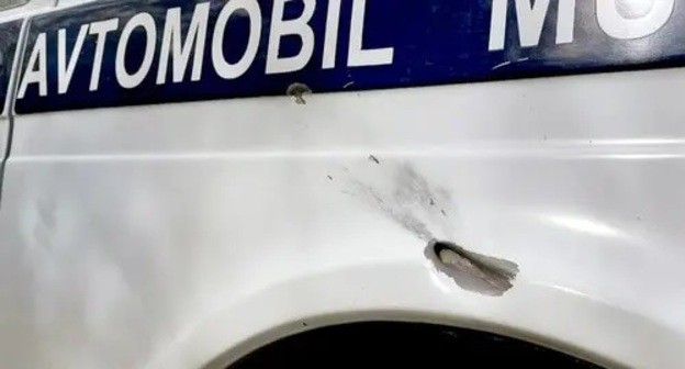 A vehicle with traces of shelling. Photo: http://t.me/Azerbaijan_MOD A vehicle with traces of shelling. Photo: http://t.me/Azerbaijan_MOD