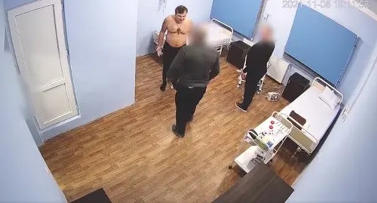 Screenshot from the video record of the third president of Georgia, Mikhail Saakashvili, in the prison hospital. Source: the Special Penitentiary Service of Georgia, https://www.facebook.com/watch/?v=1061505497963689&ref=sharing Screenshot from the video record of the third president of Georgia, Mikhail Saakashvili, in the prison hospital. Source: the Special Penitentiary Service of Georgia, https://www.facebook.com/watch/?v=1061505497963689&ref=sharing