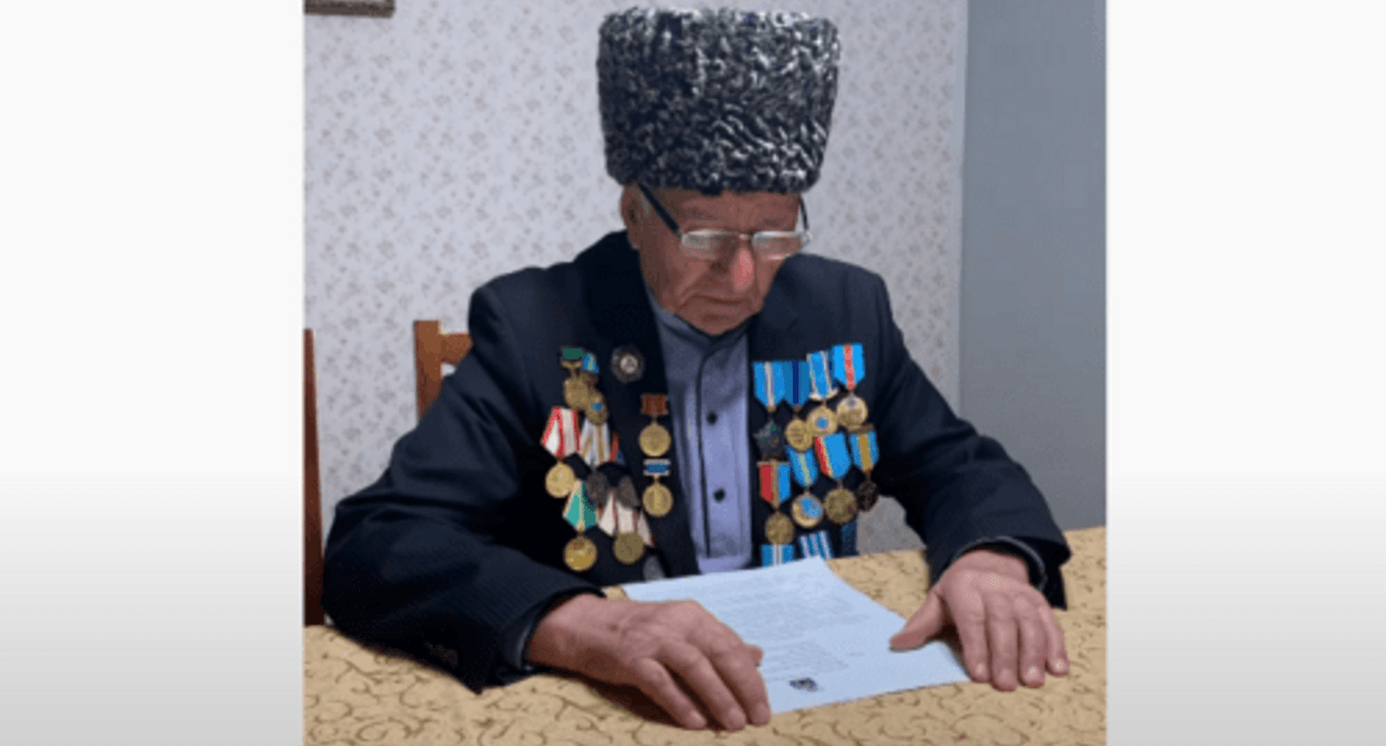 Salman Geroev's appeal to the Russian president in support of Ingush activists. Screenshot of the video https://www.youtube.com/watch?v=W08tZLfY9Mw Salman Geroev's appeal to the Russian president in support of Ingush activists. Screenshot of the video https://www.youtube.com/watch?v=W08tZLfY9Mw