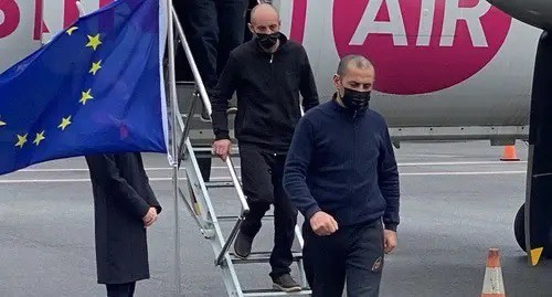 Prisoners of war returned to Armenia. Photo: https://twitter.com/ToivoKlaar/status/1472471675207917568 Prisoners of war returned to Armenia. Photo: https://twitter.com/ToivoKlaar/status/1472471675207917568