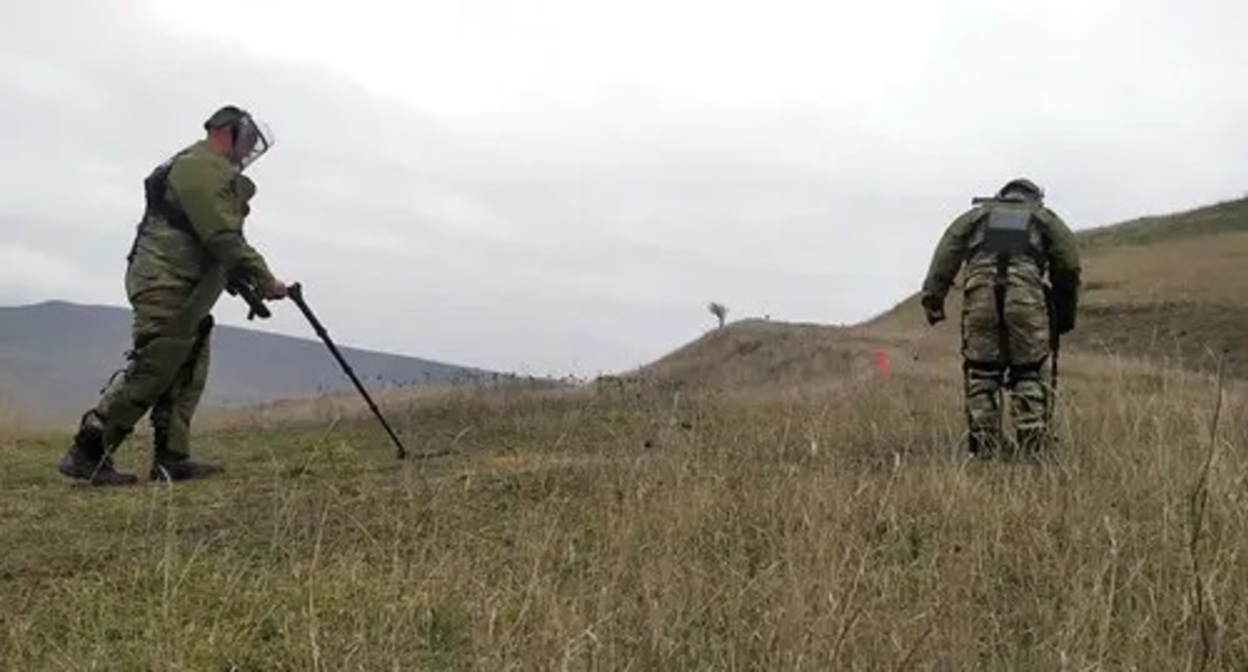 Military sappers demine territories in Nagorno-Karabakh. Photo: press service of the Ministry of Defense of Azerbaijan, https://mod.gov.az/az/news/muhendis-qosunlarinin-fealiyyeti-haqqinda-melumat-video-38745.html Military sappers demine territories in Nagorno-Karabakh. Photo: press service of the Ministry of Defense of Azerbaijan, https://mod.gov.az/az/news/muhendis-qosunlarinin-fealiyyeti-haqqinda-melumat-video-38745.html