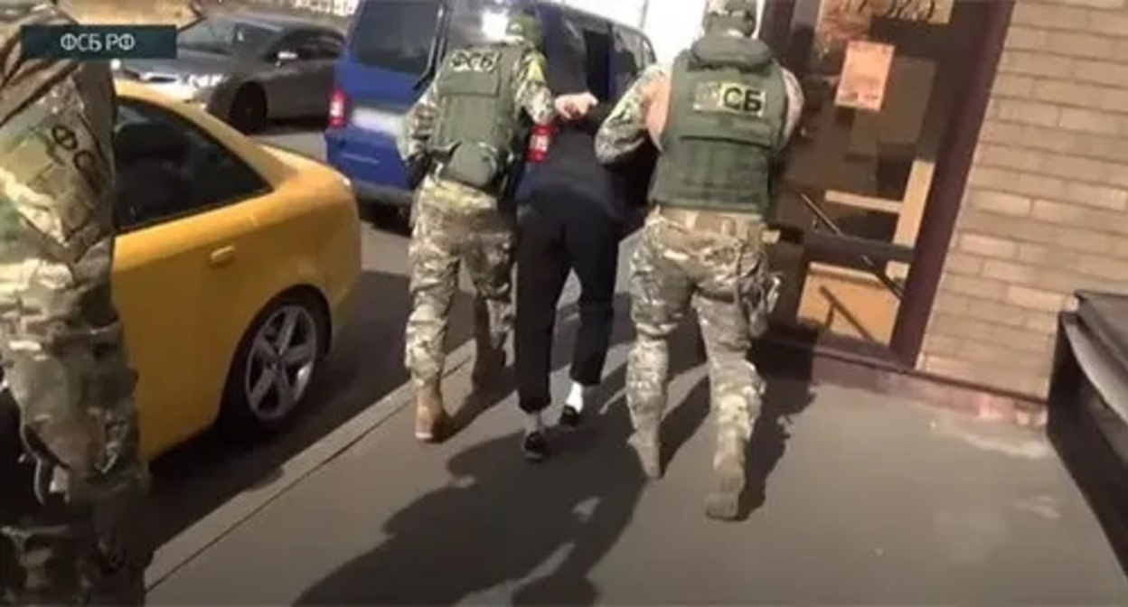 Detention of a man suspected of preparing a terror attack. Screenshot: https://www.youtube.com/watch?v=JhuKTHFPrxA Detention of a man suspected of preparing a terror attack. Screenshot: https://www.youtube.com/watch?v=JhuKTHFPrxA
