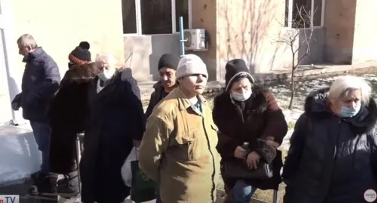 Participants of a protest action in Yerevan. Screenshot: https://www.youtube.com/watch?v=61s6s9tPOhY Participants of a protest action in Yerevan. Screenshot: https://www.youtube.com/watch?v=61s6s9tPOhY