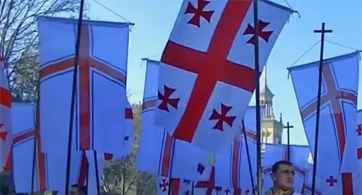 "Alilo" procession. Screenshot: https://www.youtube.com/watch?v=70rYow3YjT0 "Alilo" procession. Screenshot: https://www.youtube.com/watch?v=70rYow3YjT0