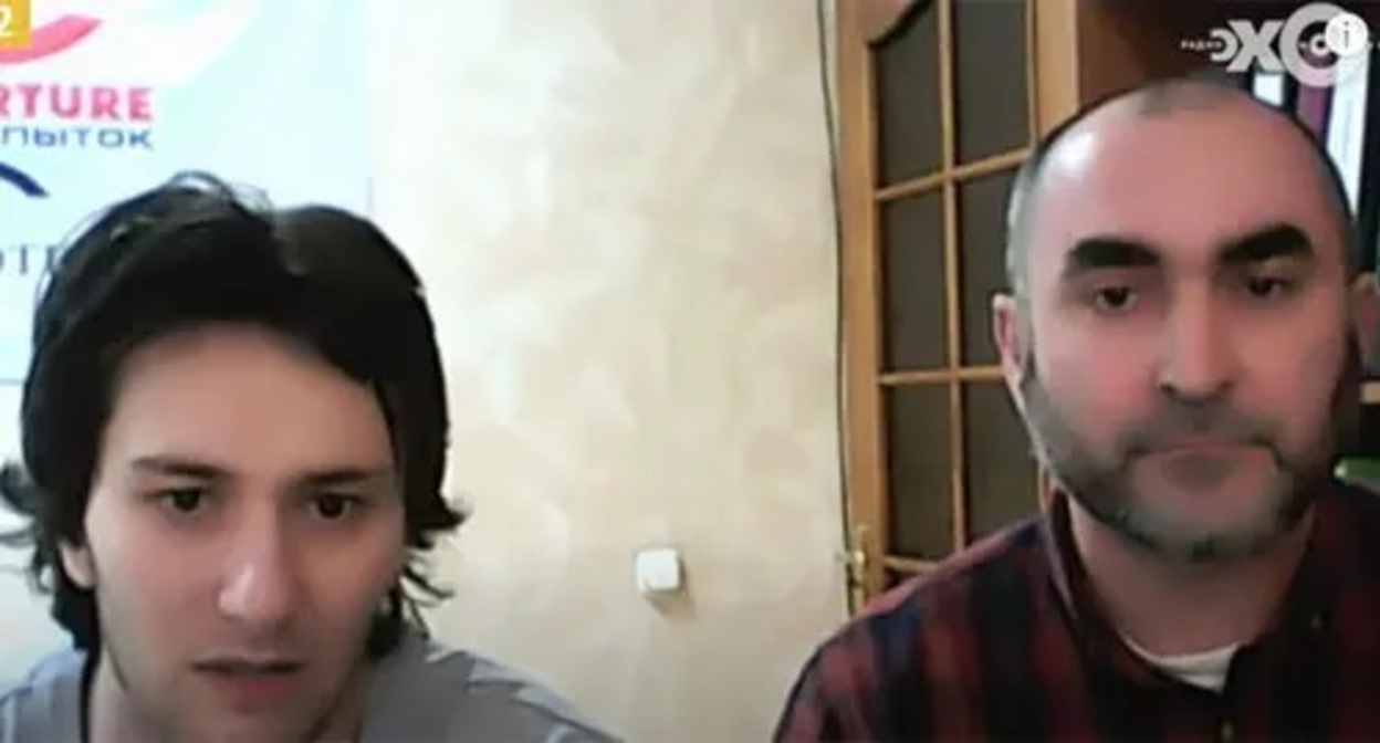 Abubakar Yangulbaev (left) and Magomed Alamov, whose relatives were kidnapped. Screenshot: https://www.youtube.com/watch?v=dClFiDdjjyM Abubakar Yangulbaev (left) and Magomed Alamov, whose relatives were kidnapped. Screenshot: https://www.youtube.com/watch?v=dClFiDdjjyM