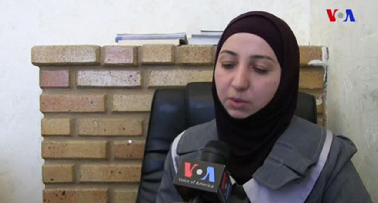 Polad Aslanov's wife. Screenshot of the video https://www.youtube.com/watch?v=p-8biHhxt2M&feature=emb_imp_woyt Polad Aslanov's wife. Screenshot of the video https://www.youtube.com/watch?v=p-8biHhxt2M&feature=emb_imp_woyt