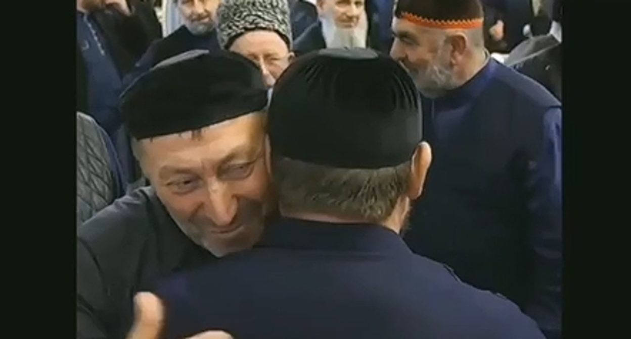 Yakhya Khadzkhiev, former head of the Republican Department for Religious Affairs of Ingushetia, at a meeting with Ramzan Kadyrov. Screenshot of the video https://t.me/fortangaorg/10835 Yakhya Khadzkhiev, former head of the Republican Department for Religious Affairs of Ingushetia, at a meeting with Ramzan Kadyrov. Screenshot of the video https://t.me/fortangaorg/10835