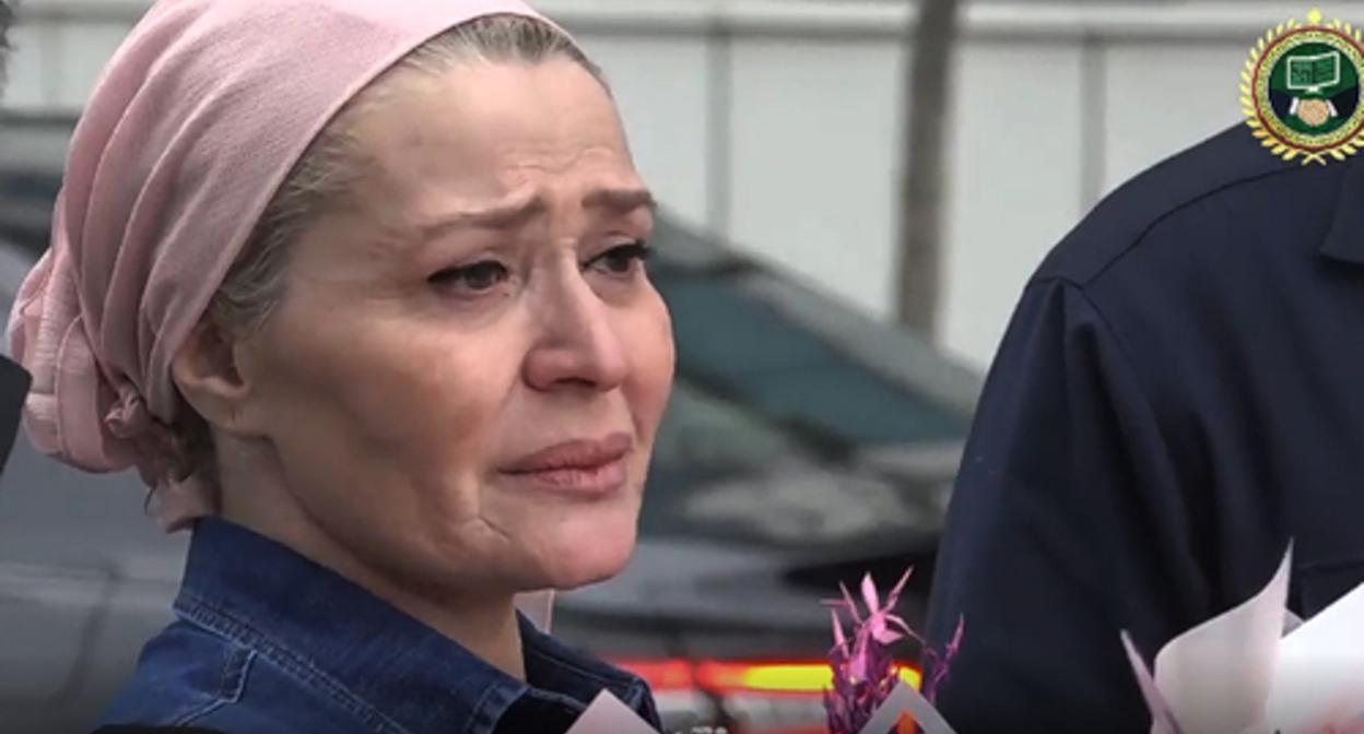 Rubati Mitsaeva receives a car from the Akhmat Kadyrov Foundation. Screenshot: https://www.instagram.com/p/CY6rk5woxDc/ Rubati Mitsaeva receives a car from the Akhmat Kadyrov Foundation. Screenshot: https://www.instagram.com/p/CY6rk5woxDc/