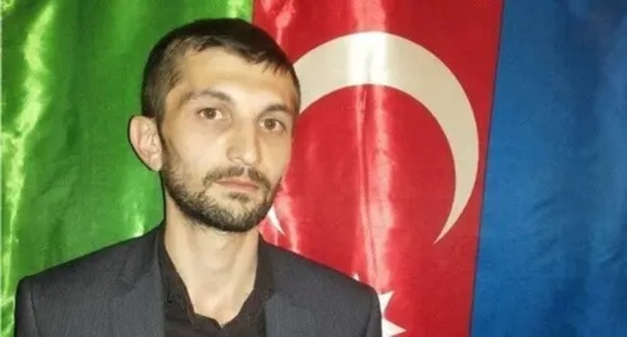 Polad Aslanov. Photo: https://xeberdar.net/9980-bu-gun-taninmish-jurnalistin-ad-gunudur.html Polad Aslanov. Photo: https://xeberdar.net/9980-bu-gun-taninmish-jurnalistin-ad-gunudur.html