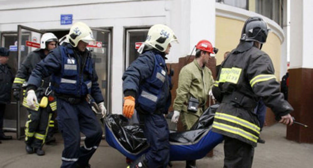 Explosions in Moscow metro stations. Photo: Yuga.ru https://www.yuga.ru/media/61/bd/v-metro21_01__q0q0wh0.jpg Explosions in Moscow metro stations. Photo: Yuga.ru https://www.yuga.ru/media/61/bd/v-metro21_01__q0q0wh0.jpg