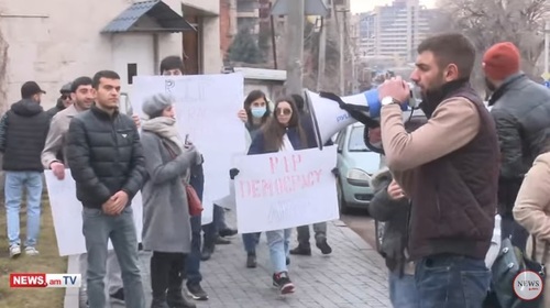 Activists of the youth wing of the ARF (Armenian Revolutionary Federation) "Dashnaktsutyun" at a rally in Yerevan. Screenshot of the video https://www.youtube.com/watch?v=5553McSRSJM&feature=emb_imp_woyt Activists of the youth wing of the ARF (Armenian Revolutionary Federation) "Dashnaktsutyun" at a rally in Yerevan. Screenshot of the video https://www.youtube.com/watch?v=5553McSRSJM&feature=emb_imp_woyt