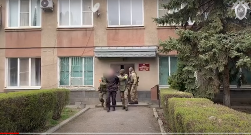 Investigative actions in the case on terror act preparation. Screenshot: https://youtu.be/vViCRCIKSsg?t=5 Investigative actions in the case on terror act preparation. Screenshot: https://youtu.be/vViCRCIKSsg?t=5