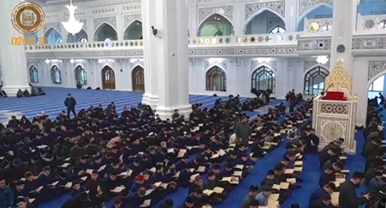 A collective prayer for the Chechen law enforcers who have left for Ukraine. Screenshot of the post on Ramzan Kadyrov's Telegram channel https://t.me/RKadyrov_95/1606 A collective prayer for the Chechen law enforcers who have left for Ukraine. Screenshot of the post on Ramzan Kadyrov's Telegram channel https://t.me/RKadyrov_95/1606