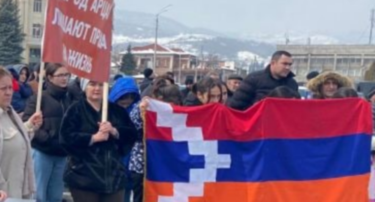 Participants in the action held in Stepanakert on March 26, 2022. Photo: Armenpress, https://t.me/armenpress/58573 Participants in the action held in Stepanakert on March 26, 2022. Photo: Armenpress, https://t.me/armenpress/58573
