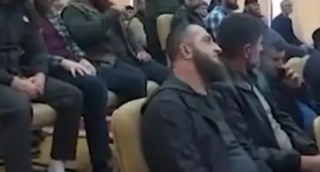 A veteran of the Ministry of Internal Affairs talks about problems with pensions. Image made from video posted by ChGTRK ‘Grozny’ A veteran of the Ministry of Internal Affairs talks about problems with pensions. Image made from video posted by ChGTRK ‘Grozny’