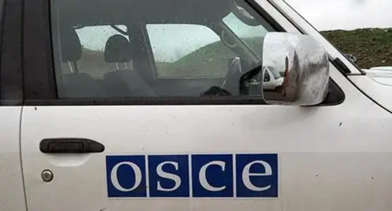 The OSCE car in Nagorno-Karabakh. Photo by Alvard Grigoryan for the "Caucasian Knot" The OSCE car in Nagorno-Karabakh. Photo by Alvard Grigoryan for the "Caucasian Knot"