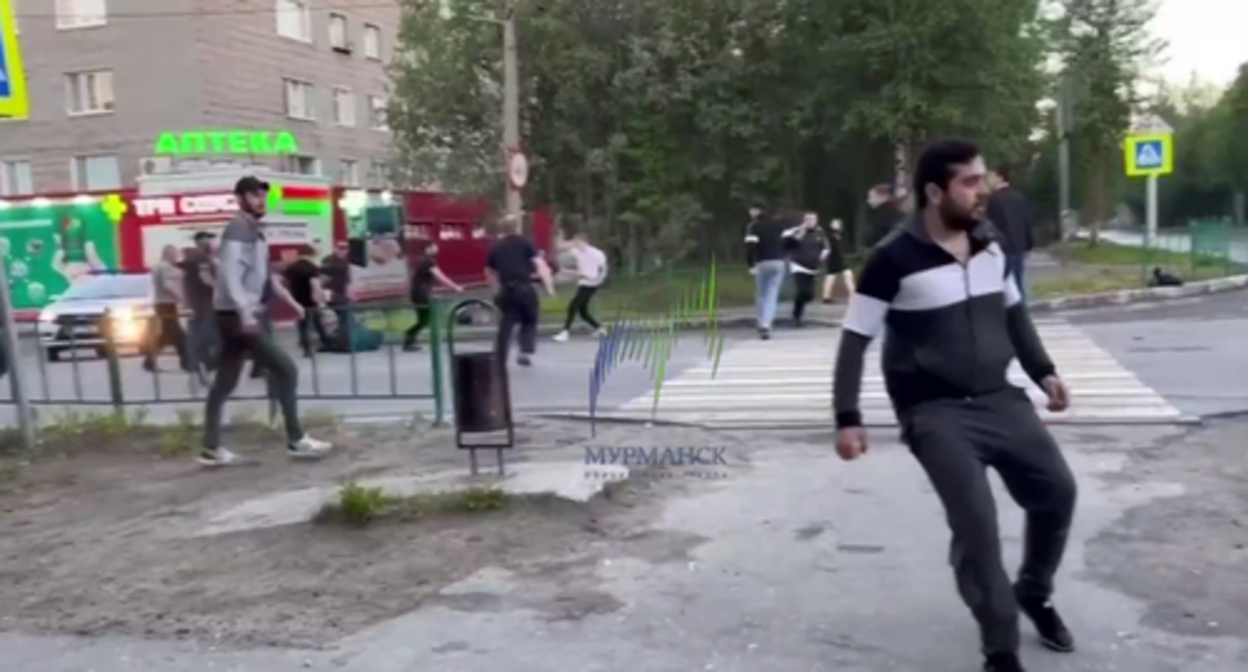 Four people were injured as a result of a mass brawl in Kovdor (Murmansk Region). Screenshot: https://t.me/groupmurmansk/1982 Four people were injured as a result of a mass brawl in Kovdor (Murmansk Region). Screenshot: https://t.me/groupmurmansk/1982