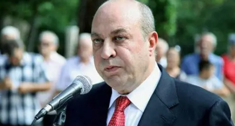 Eldar Gasanov. Photo: http://massa.az/news/az/13949/sgb-eldar-gasanov-zaderjan-podozrevaetsya-v-rastrate-byudjetnyh-sredstv Eldar Gasanov. Photo: http://massa.az/news/az/13949/sgb-eldar-gasanov-zaderjan-podozrevaetsya-v-rastrate-byudjetnyh-sredstv