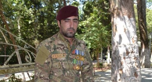 Veteran Khayal Abbasov. Photo from Meydan.tv website: https://www.mtv.re/az/article/doyusde-3-defe-yaralanan-qazi-hele-de-elillik-derecesi-ala-bilmir/ Veteran Khayal Abbasov. Photo from Meydan.tv website: https://www.mtv.re/az/article/doyusde-3-defe-yaralanan-qazi-hele-de-elillik-derecesi-ala-bilmir/