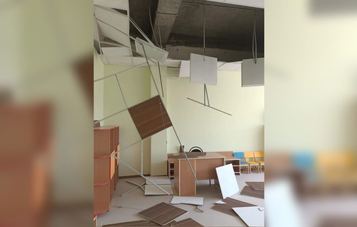 Collapsed ceiling in a kindergarten of Kaspiysk. Screenshot of a post made at: https://vk.com/wall-74219800_1453067 Collapsed ceiling in a kindergarten of Kaspiysk. Screenshot of a post made at: https://vk.com/wall-74219800_1453067