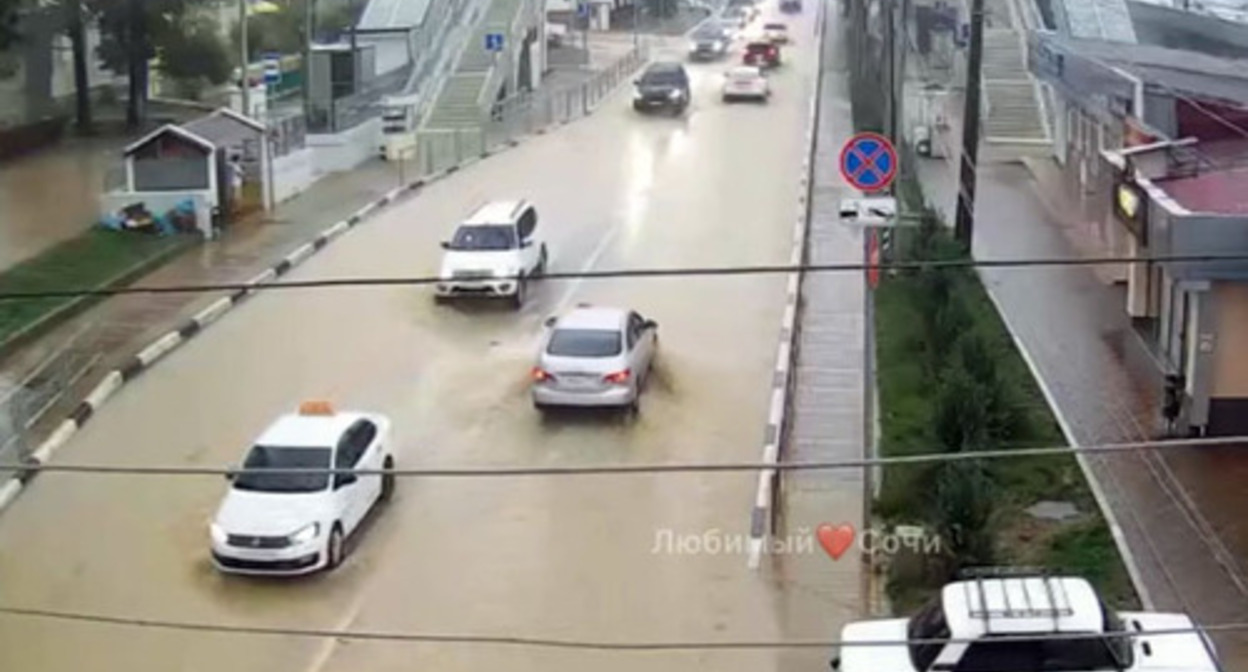 A flooded street in the Lazarevsoye District of Sochi. Screenshot: https://www.youtube.com/watch?v=tRaimpdcAg4 A flooded street in the Lazarevsoye District of Sochi. Screenshot: https://www.youtube.com/watch?v=tRaimpdcAg4