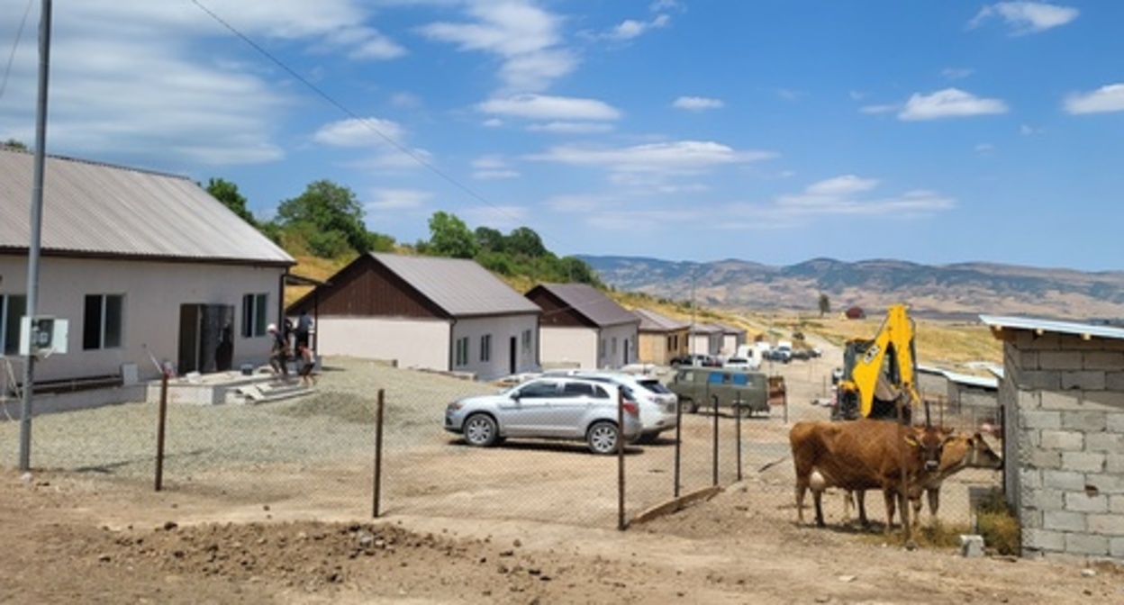 New houses for forced migrants built in the Askeran District of Nagorno-Karabakh, July 30, 2022. Photo by Alvard Grigoryan for the "Caucasian Knot" New houses for forced migrants built in the Askeran District of Nagorno-Karabakh, July 30, 2022. Photo by Alvard Grigoryan for the "Caucasian Knot"
