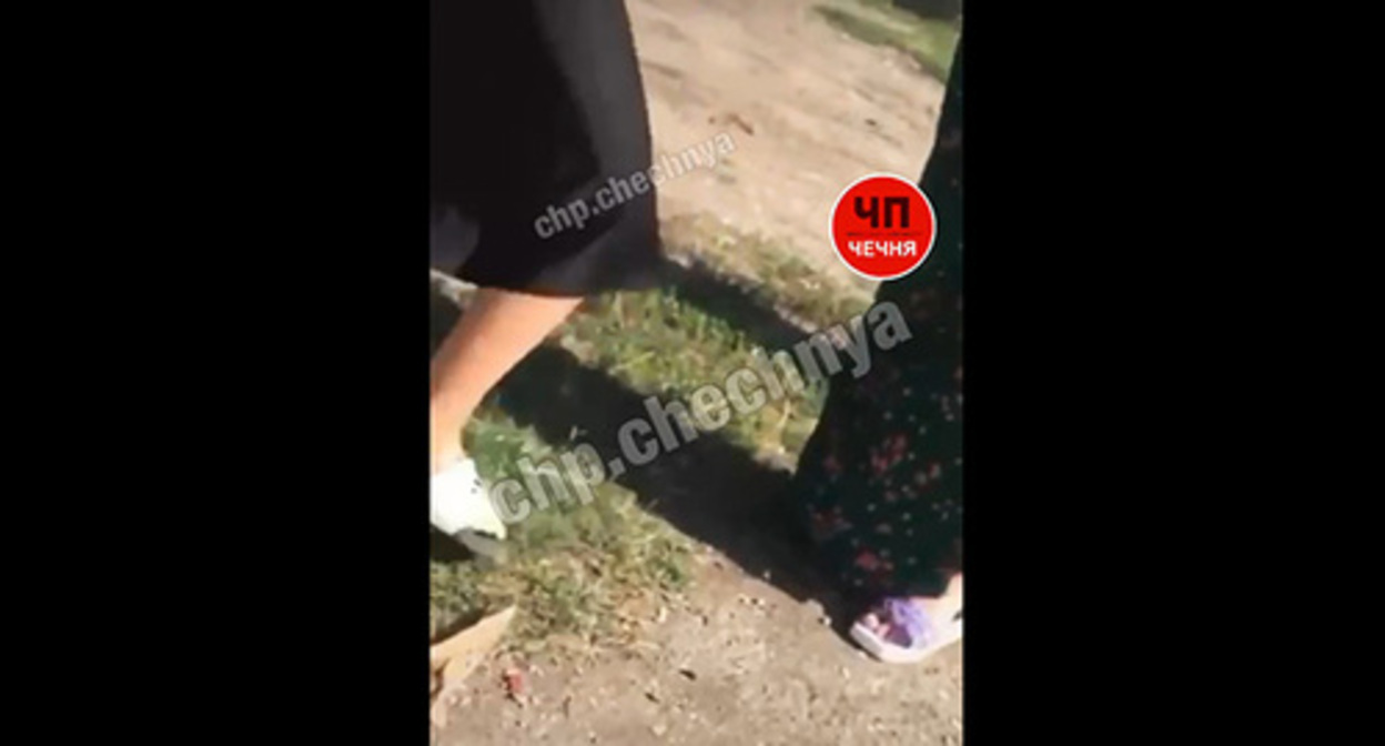 Screenshot of a video with an adult woman beating a teenage girl, Chechnya, July 30, 2022, Telegram-Channe ‘ChP/Grozny’ Screenshot of a video with an adult woman beating a teenage girl, Chechnya, July 30, 2022, Telegram-Channe ‘ChP/Grozny’