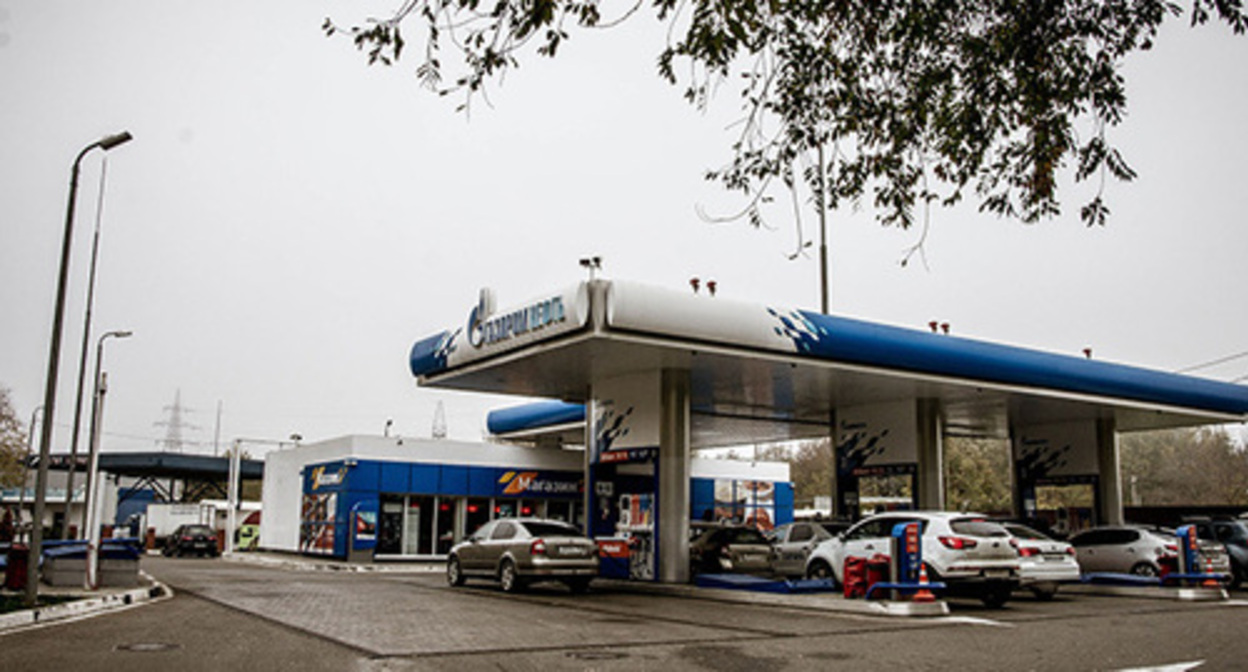 Filling station. Photo: Eugeny Melchenko, Yuga.ru Filling station. Photo: Eugeny Melchenko, Yuga.ru