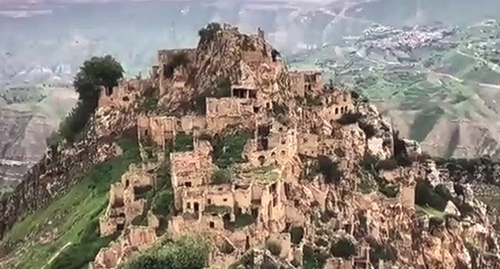 Ancient monuments in the village of Gamsutl. Screenshot of the video from the historical_club community on Instagram* https://www.instagram.com/p/BkS87OyHka_/ Ancient monuments in the village of Gamsutl. Screenshot of the video from the historical_club community on Instagram* https://www.instagram.com/p/BkS87OyHka_/