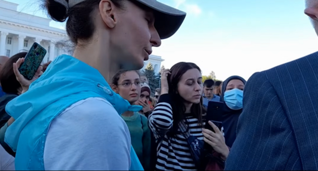 Protesters against the partial mobilization, Nalchik. Screenshot of the video by the "Caucasian Knot" Protesters against the partial mobilization, Nalchik. Screenshot of the video by the "Caucasian Knot"