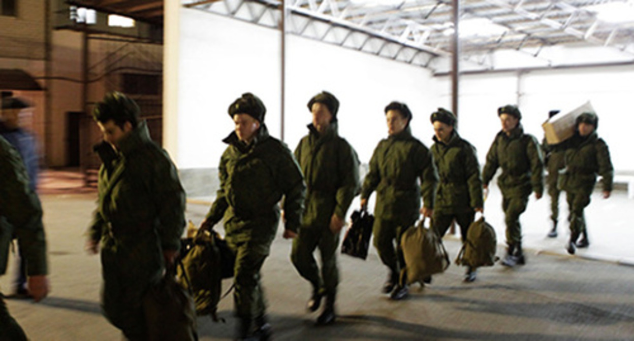 Servicemen. Photo by Eduard Kornienko, Yuga.ru Servicemen. Photo by Eduard Kornienko, Yuga.ru