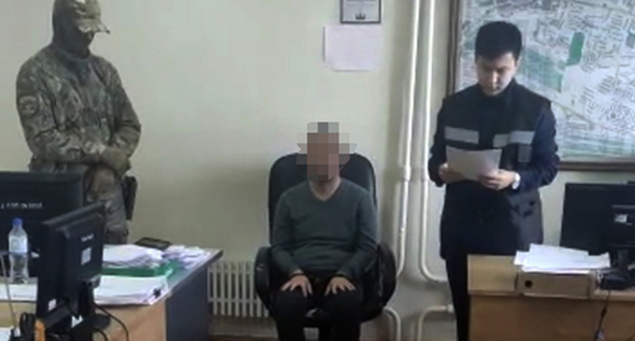 The detention of Altan Ochirov. Photo: https://mskvremya.ru The detention of Altan Ochirov. Photo: https://mskvremya.ru