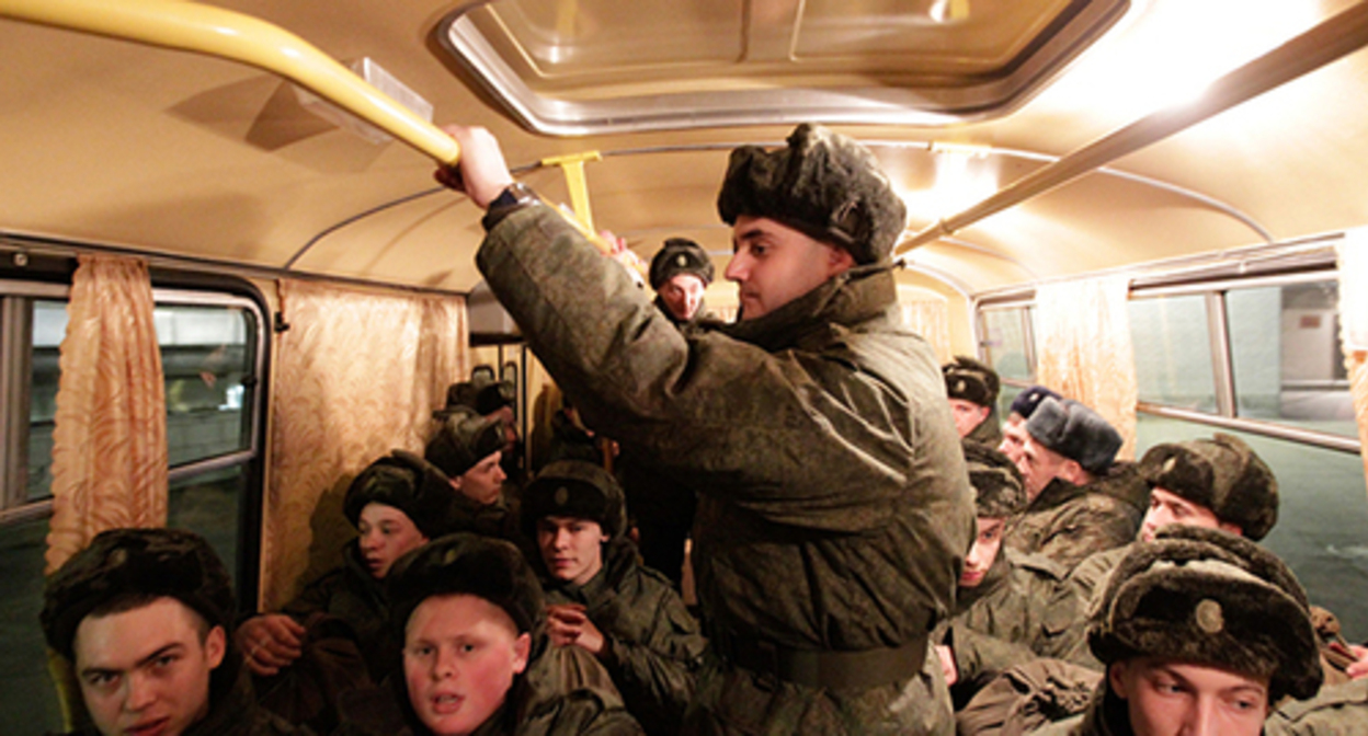 Soldiers. Photo: Eduard Kornienko, Yuga.ru Soldiers. Photo: Eduard Kornienko, Yuga.ru