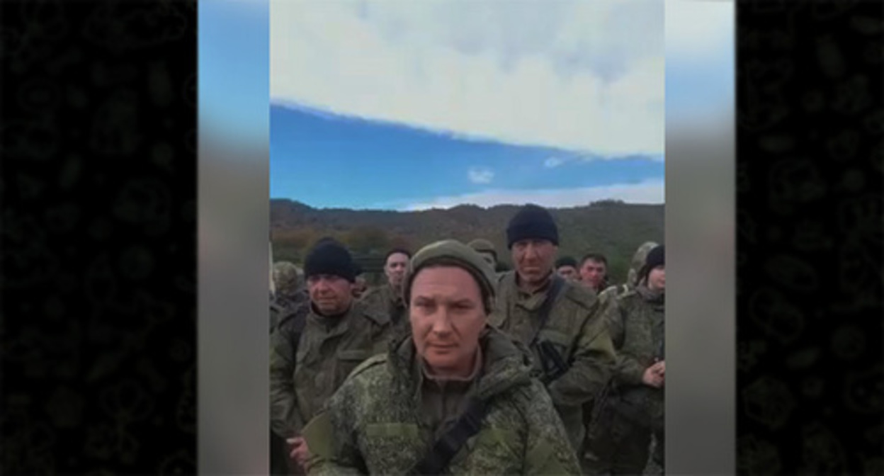 Mobilized residents of Astrakhan, who now stay in North Ossetia, have asked Igor Babushkin, Governor of the Astrakhan Region, to provide them with sleeping bags. Screenshot of the video https://t.me/astmkru/207 Mobilized residents of Astrakhan, who now stay in North Ossetia, have asked Igor Babushkin, Governor of the Astrakhan Region, to provide them with sleeping bags. Screenshot of the video https://t.me/astmkru/207