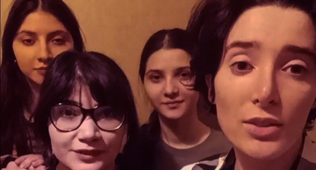 The girls who accused their relatives of domestic violence. Screenshot of the video by the SK SOS Crisis Group t.me/sksosorg The girls who accused their relatives of domestic violence. Screenshot of the video by the SK SOS Crisis Group t.me/sksosorg