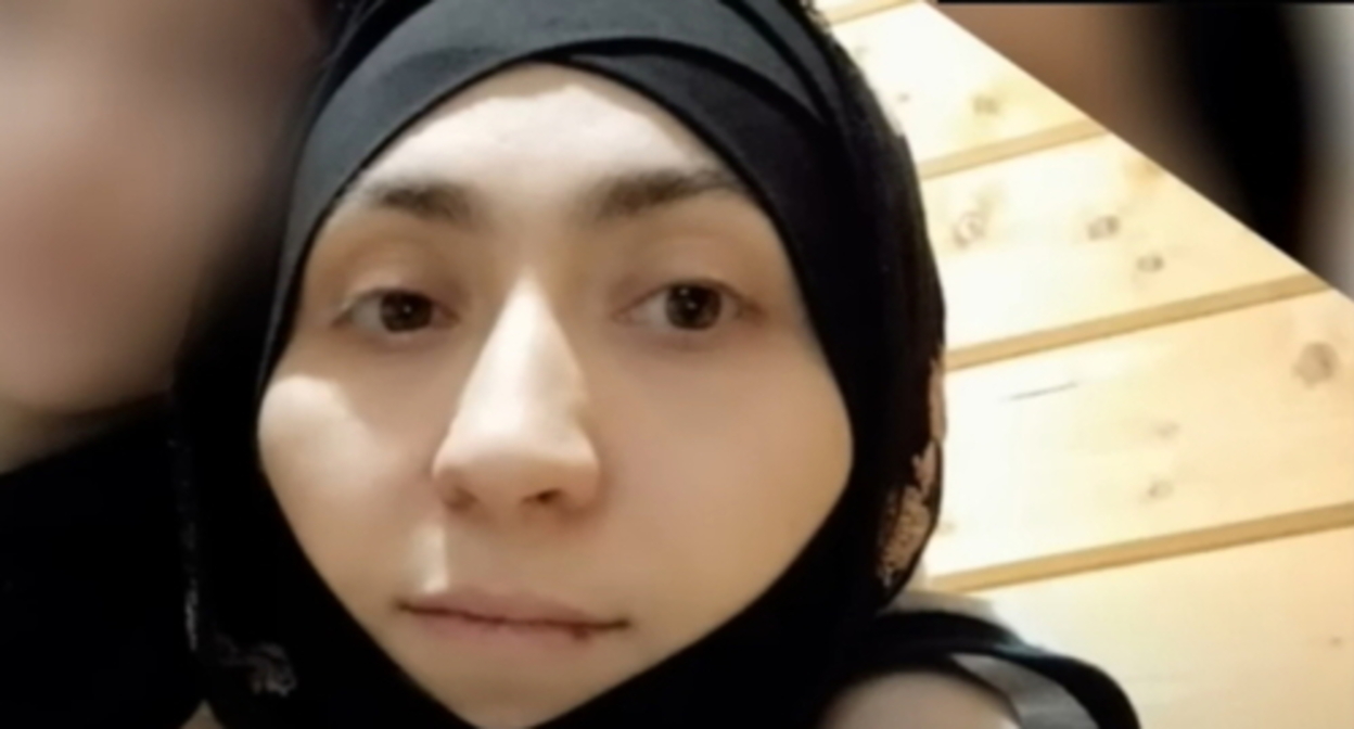 Amina Gerikhanova, screenshot of the video posted on the CHECHENEC YouTube channel https://www.youtube.com/watch?v=N-ZOZ9dFcZY Amina Gerikhanova, screenshot of the video posted on the CHECHENEC YouTube channel https://www.youtube.com/watch?v=N-ZOZ9dFcZY