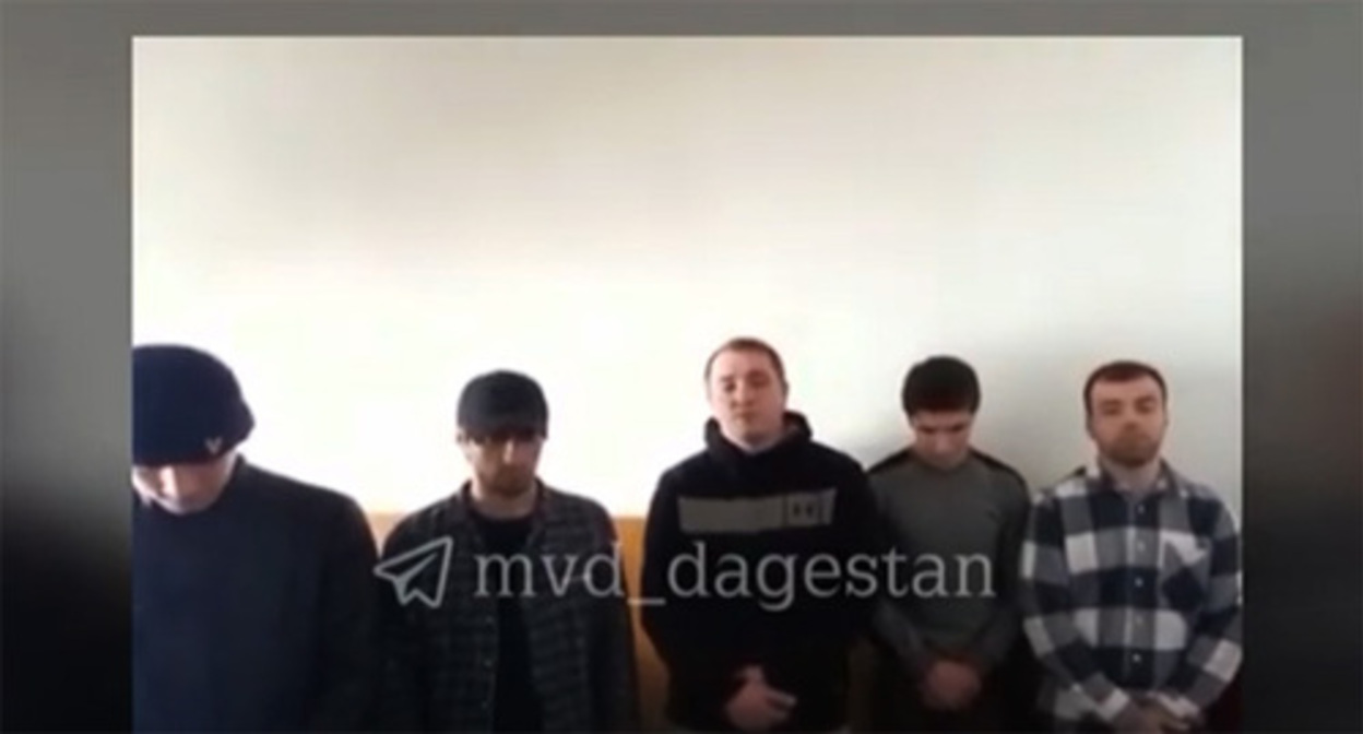 The Dagestani comedians' apology. Screenshot of the video https://www.youtube.com/watch?v=K4QnSy5qbXs The Dagestani comedians' apology. Screenshot of the video https://www.youtube.com/watch?v=K4QnSy5qbXs