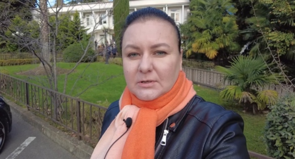 Anna Kolmagortseva, a blogger. Screenshot of the video posted on Anna Kolmagortseva's YouTube channel "Sochi Community" https://www.youtube.com/watch?v=NTYOYjX_IVQ Anna Kolmagortseva, a blogger. Screenshot of the video posted on Anna Kolmagortseva's YouTube channel "Sochi Community" https://www.youtube.com/watch?v=NTYOYjX_IVQ