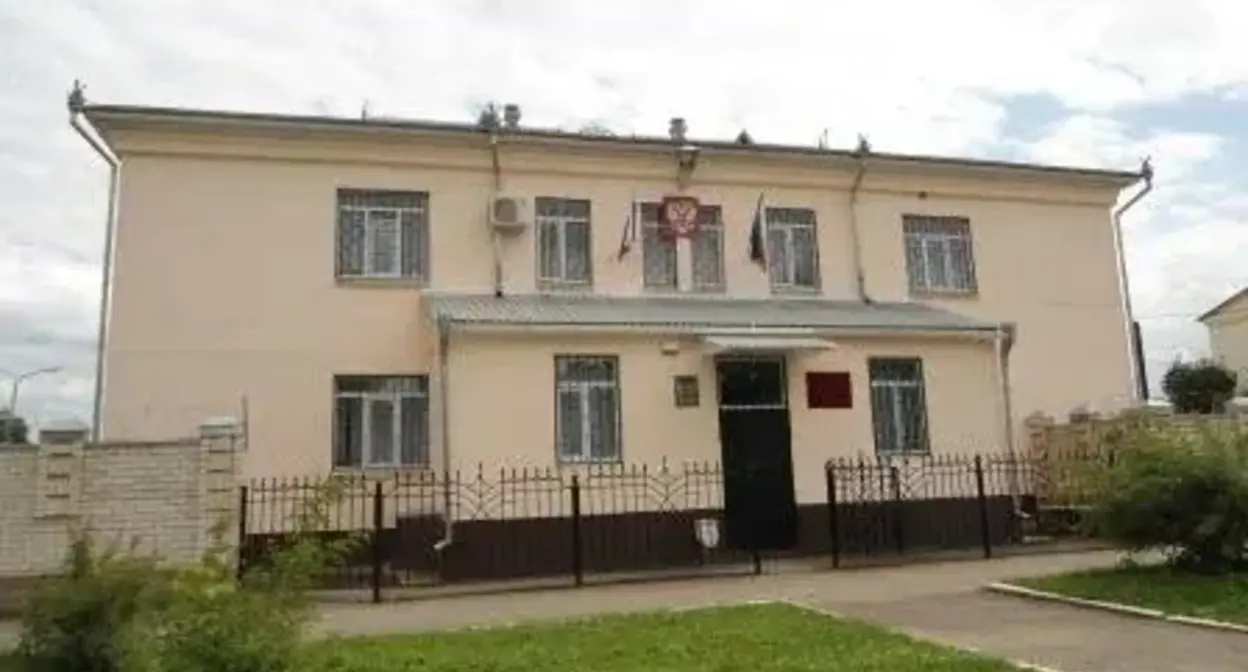 The Urupsky District Court of Karachay-Cherkessia. Photo: https://sudyrf.info/st-pregradnaya/urupskiy-rayonnyy-sud The Urupsky District Court of Karachay-Cherkessia. Photo: https://sudyrf.info/st-pregradnaya/urupskiy-rayonnyy-sud