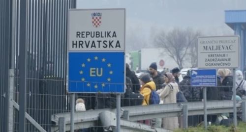 Natives of Chechnya on the border of Croatia. Screenshot of the video by the Balkan service of Radio Liberty https://www.slobodnaevropa.org/a/ceceni-s-granice-bih-traze-azil-eu/32195930.html Natives of Chechnya on the border of Croatia. Screenshot of the video by the Balkan service of Radio Liberty https://www.slobodnaevropa.org/a/ceceni-s-granice-bih-traze-azil-eu/32195930.html