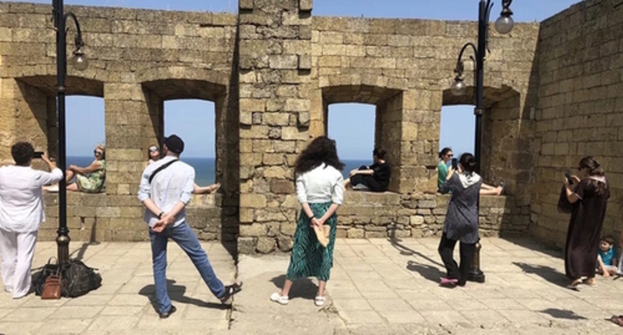 Tourists in Dagestan, photo by the RIA Derbent Tourists in Dagestan, photo by the RIA Derbent