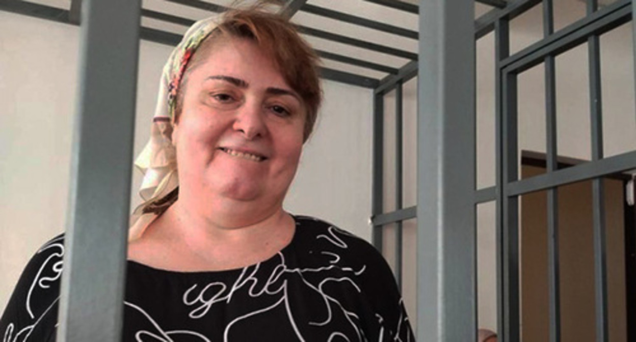 Zarema Musaeva in the courtroom. Photo from the Telegram channel "Bakar Yangulbaev"
Zarema Musaeva in the courtroom. Photo from the Telegram channel "Bakar Yangulbaev"