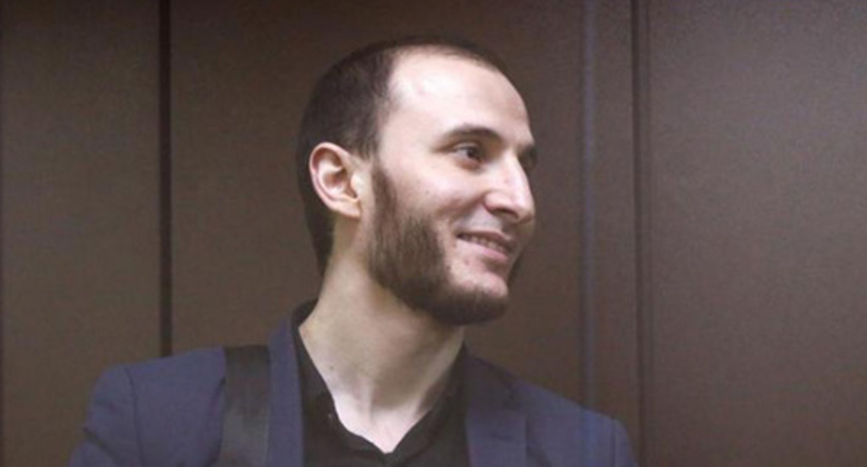 Bagaudin Khautiev in the courtroom. Photo https://memohrc.org ** included by the Russian Ministry of Justice in the register of NCOs, performing the functions of a foreign agent Bagaudin Khautiev in the courtroom. Photo https://memohrc.org ** included by the Russian Ministry of Justice in the register of NCOs, performing the functions of a foreign agent