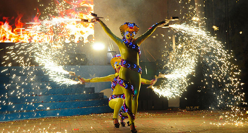 Carnival in Gelendjik. Photo: Yelena Sineok, Yuga.ru Carnival in Gelendjik. Photo: Yelena Sineok, Yuga.ru
