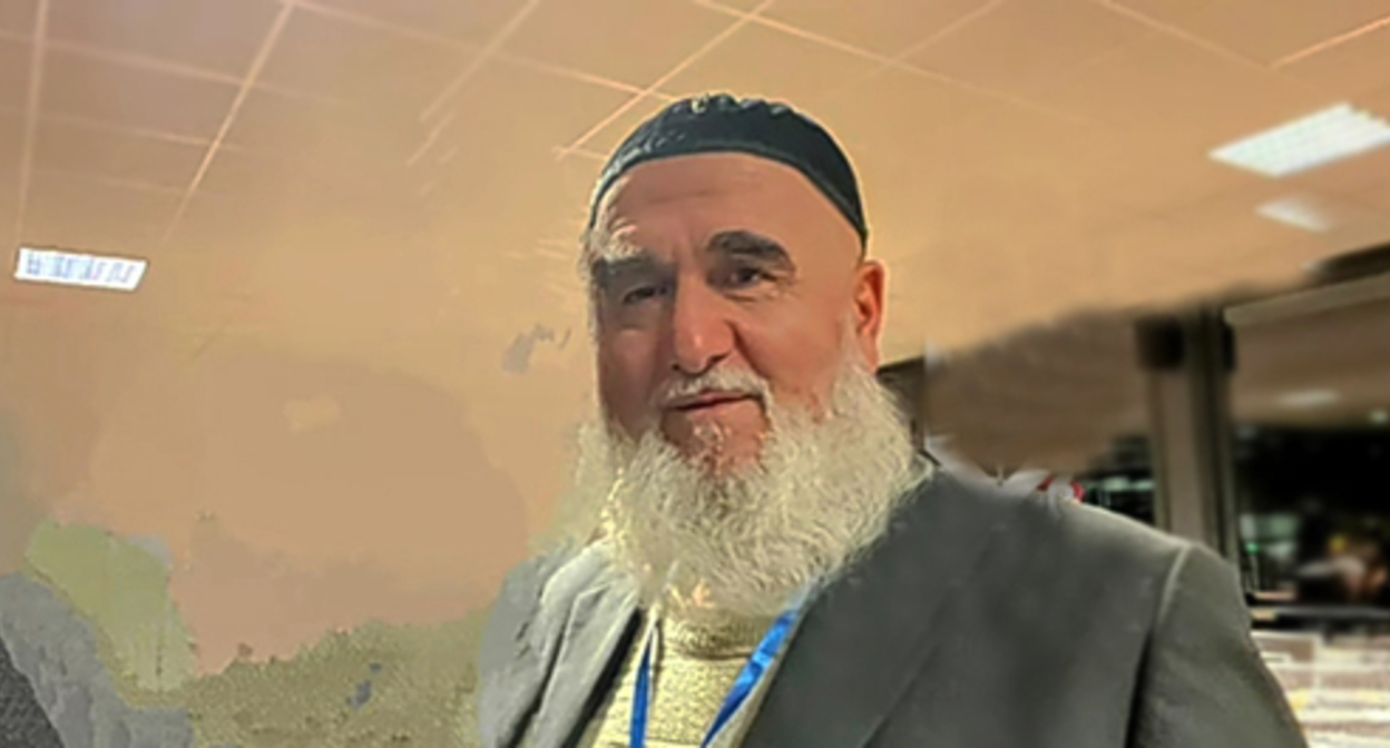 A father of Khusein Djambetov. Screenshot https://www.youtube.com/watch?v=VcIv5FPkgAA A father of Khusein Djambetov. Screenshot https://www.youtube.com/watch?v=VcIv5FPkgAA