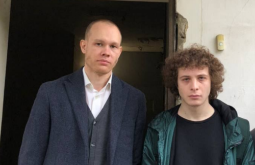 Rustam Mukhamadeev, an advocate (on the left), and Mikhail Selitsky (on the right). Screenshot of the photo posted on the RusNews Telegram channel on October 24, 2022 https://t.me/rusnews/19177 Rustam Mukhamadeev, an advocate (on the left), and Mikhail Selitsky (on the right). Screenshot of the photo posted on the RusNews Telegram channel on October 24, 2022 https://t.me/rusnews/19177