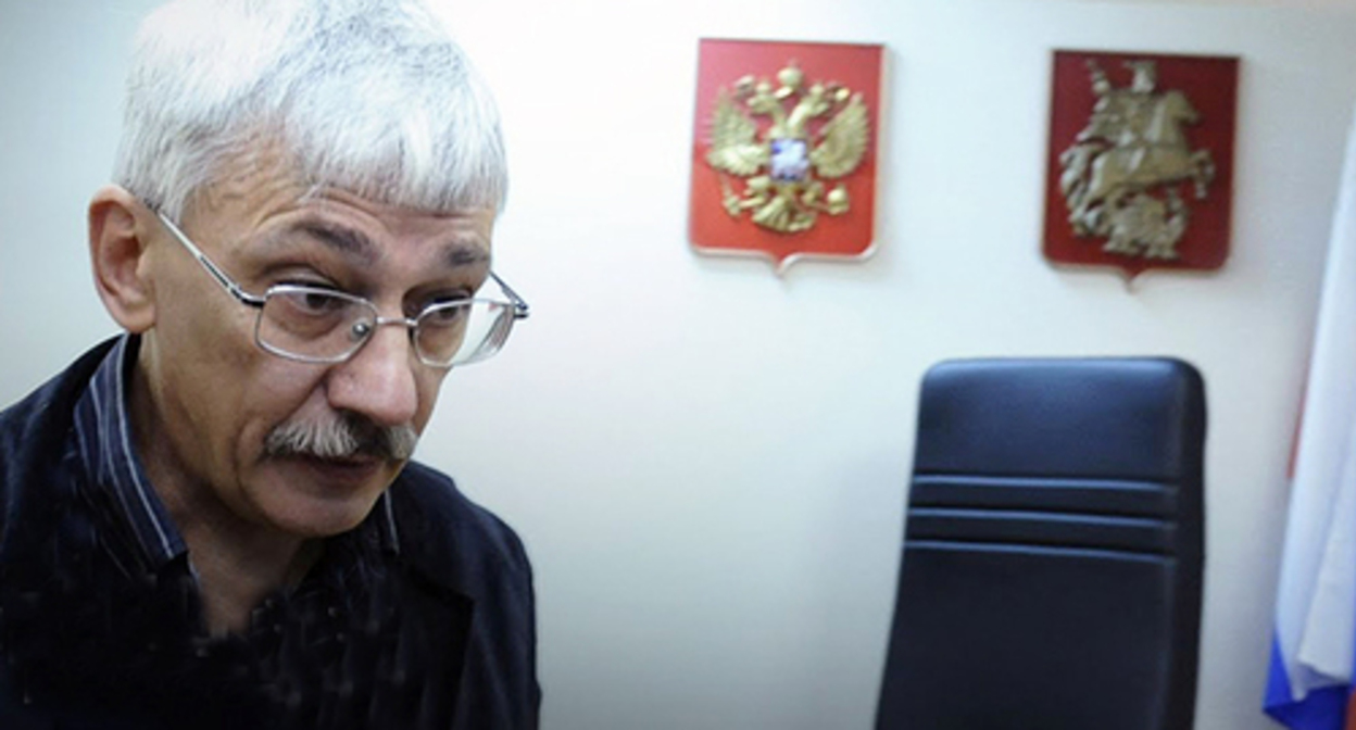 Oleg Orlov. Screenshot of the video https://www.youtube.com/watch?v=HavLMnJYgTc Oleg Orlov. Screenshot of the video https://www.youtube.com/watch?v=HavLMnJYgTc