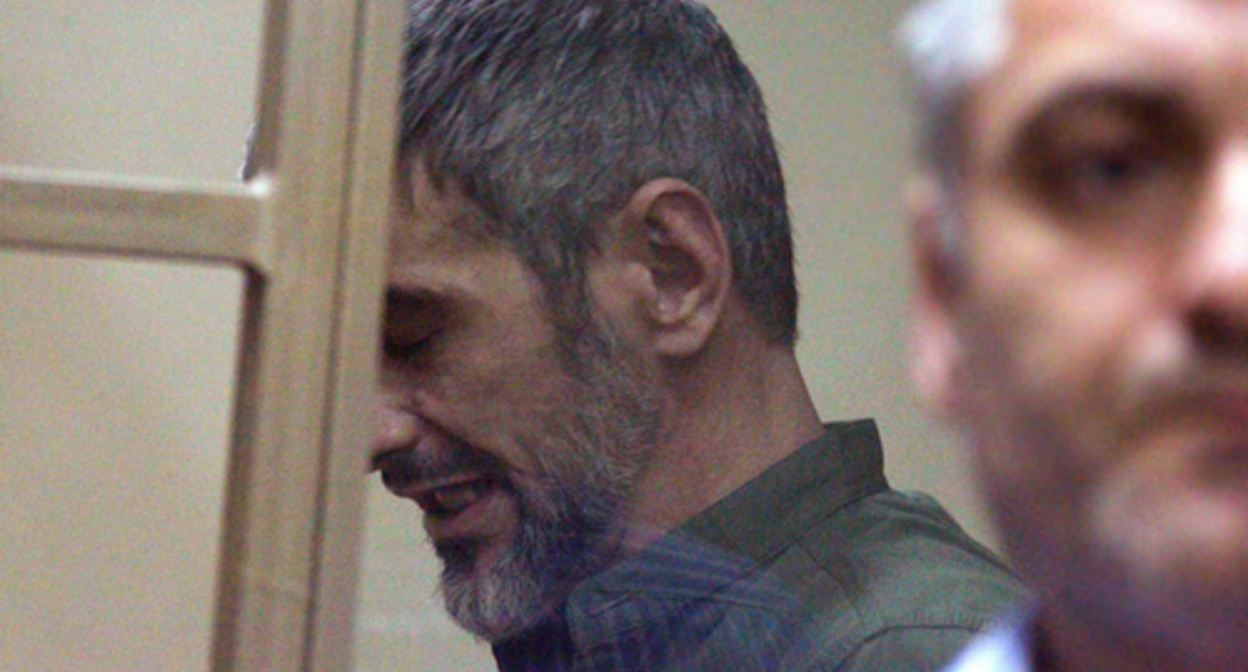 Ayub Tuntuev. Photo https://tvrain.tv/teleshow/here_and_now/byvshij_ohrannik_kadyrova-482689/ Ayub Tuntuev. Photo https://tvrain.tv/teleshow/here_and_now/byvshij_ohrannik_kadyrova-482689/